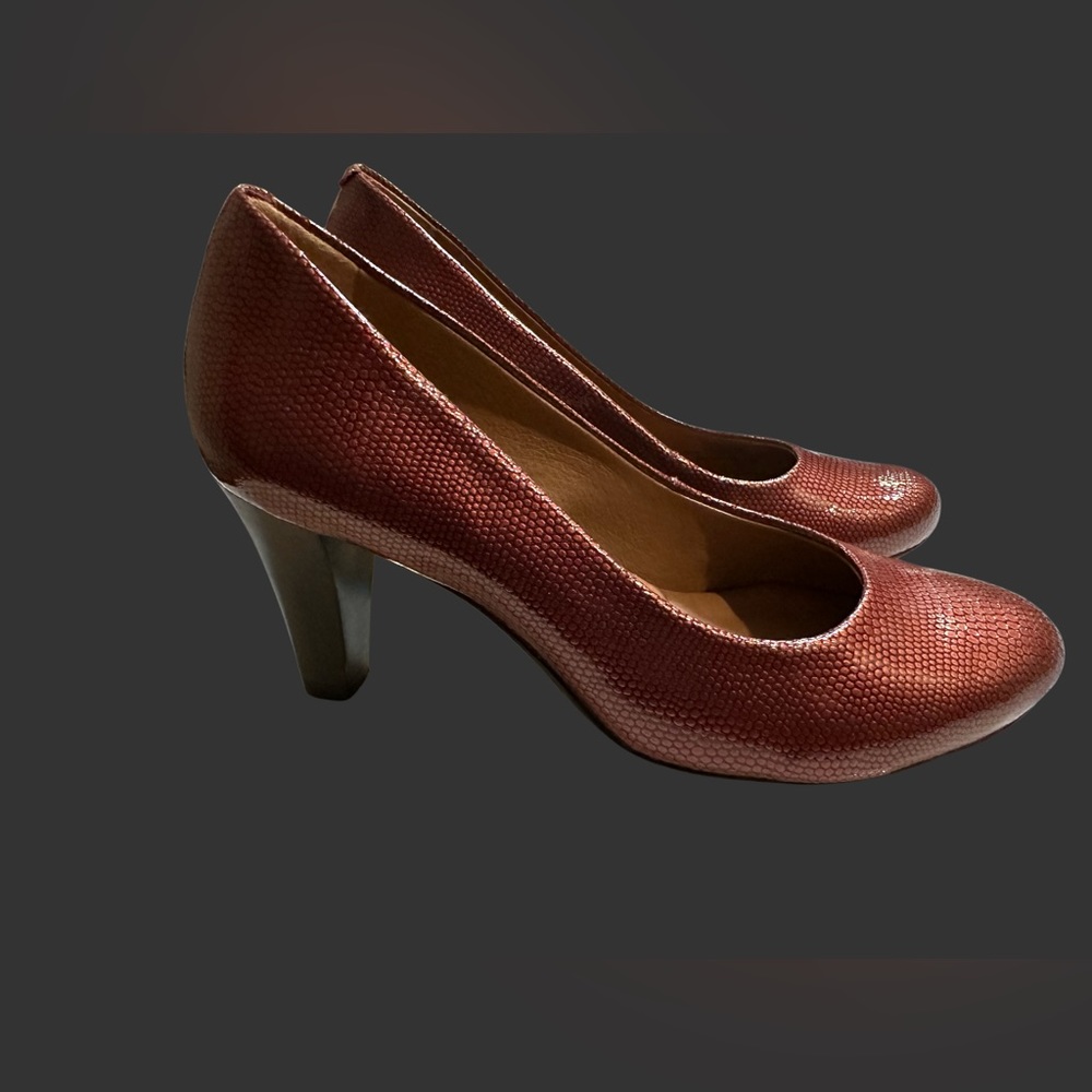 Nurture rose shine heels Size 6M